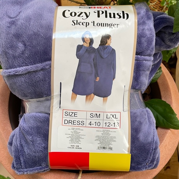 Womens Cozy Plush Sleep Lounger - Picture 2 of 5